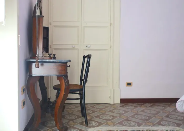 Palazzo Mansi Montenegro *